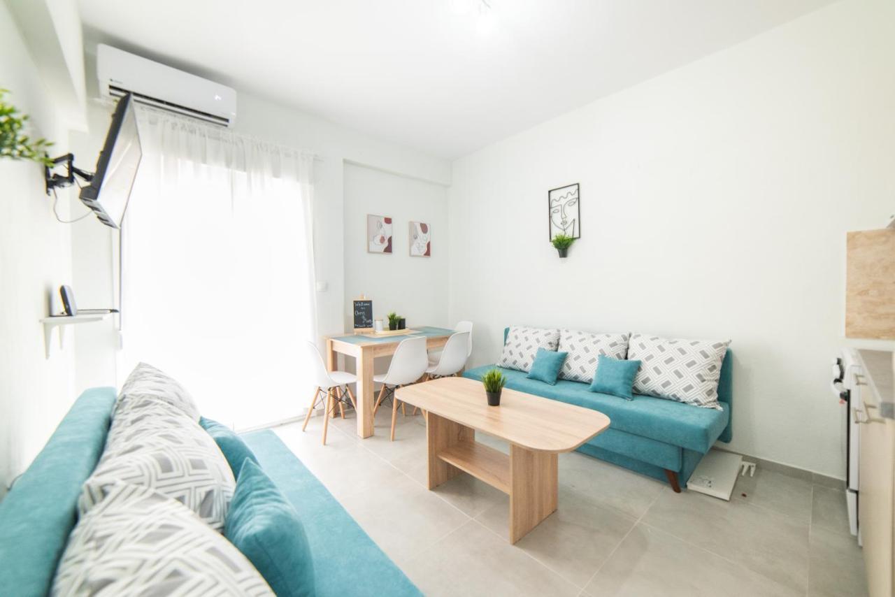 Chris & Mary Comfort Rooms 2 Skála Neón Epivatón 외부 사진